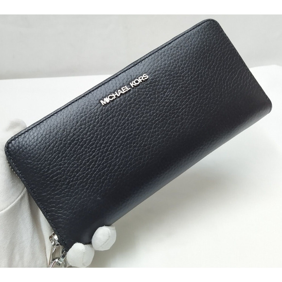 Michael Kors Jet Set Travel Black Pebbled Zip Around Long Wallet -NWT $298 - Picture 3 of 16